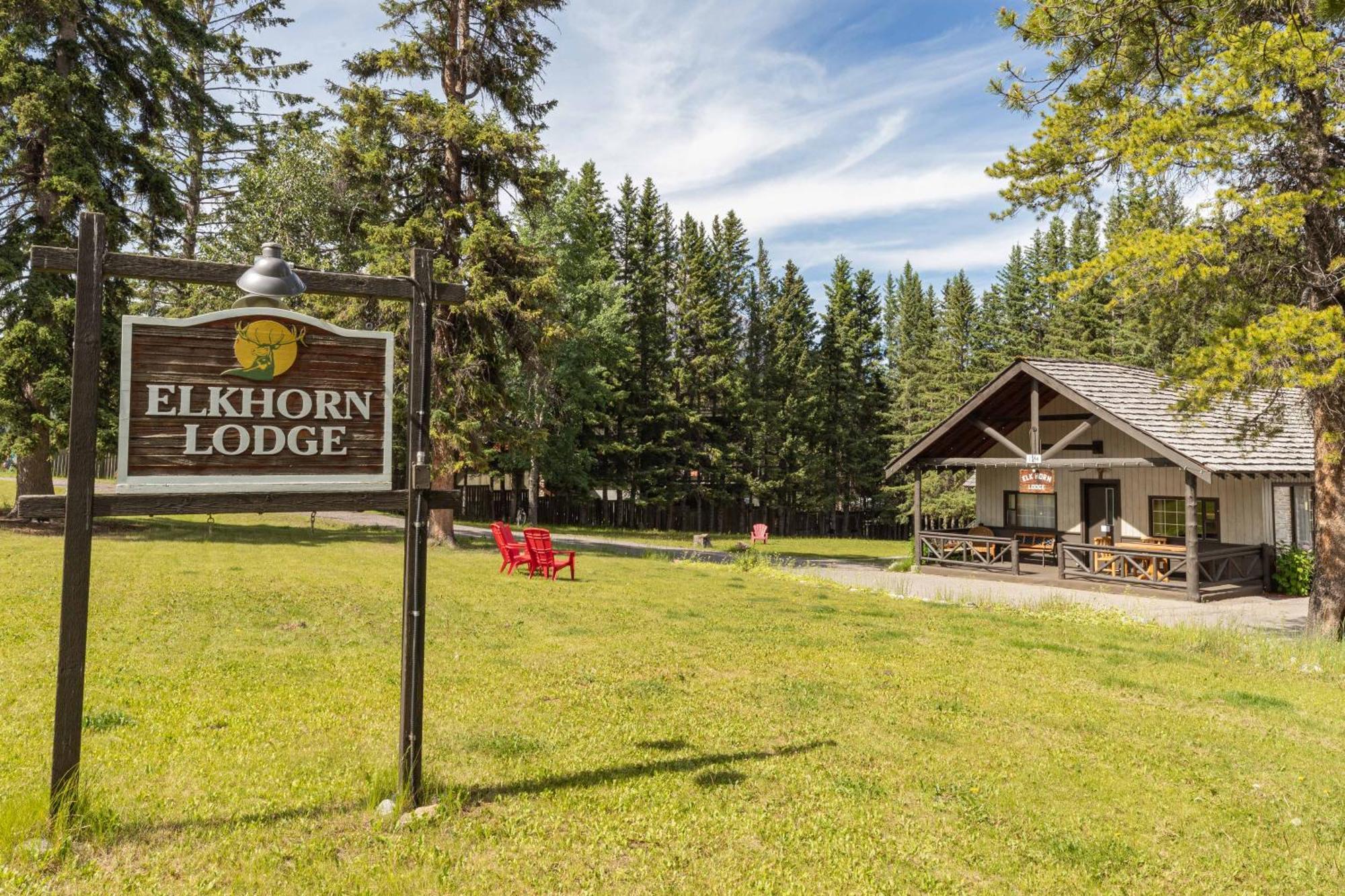 Elkhorn Lodge Vacation Rentals Банф Экстерьер фото
